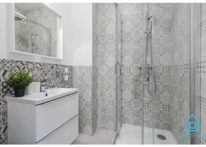 Saturn - 15 Min To Old Town