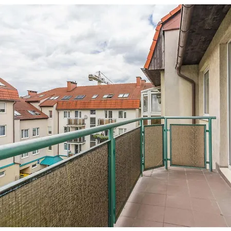 Saturn - 15 Min To Old Town Homestay Gdansk